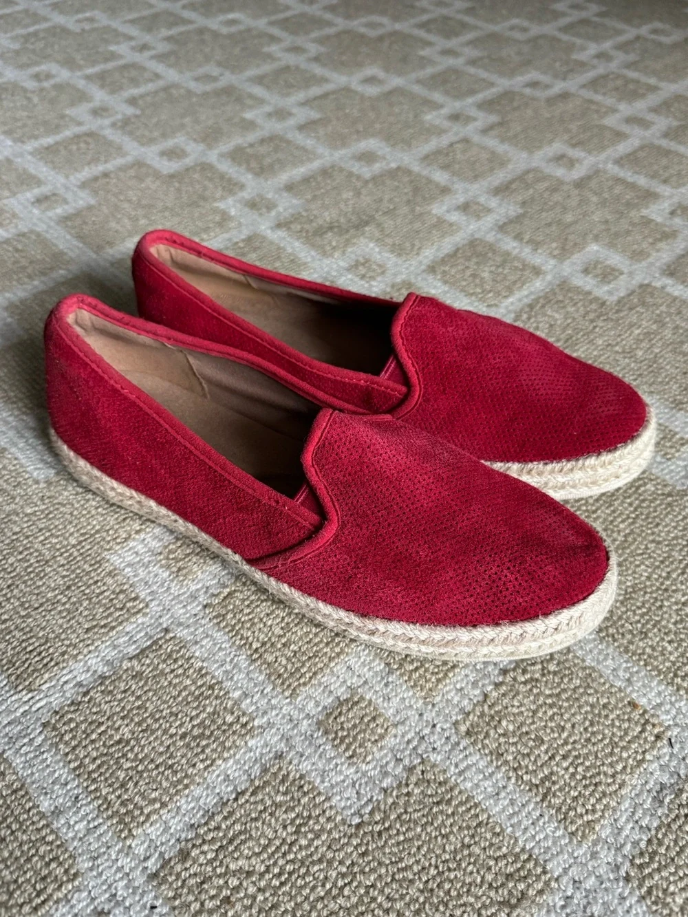 Clarks Cushion Soft Red Suede Espadrille Slip On Flats Women’s 10